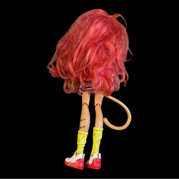 Ghoul Spirit Monster High Toralei In Original Outfit Monster High Doll - Picture 2 of 4